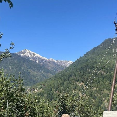 Sunface Homestay Манали Экстерьер фото