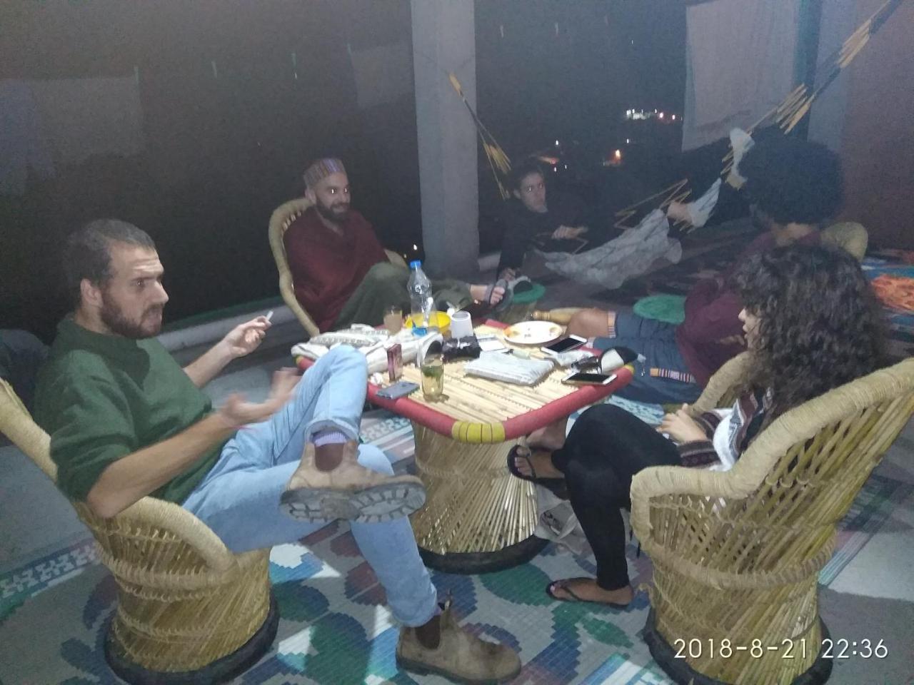 Sunface Homestay Манали Экстерьер фото
