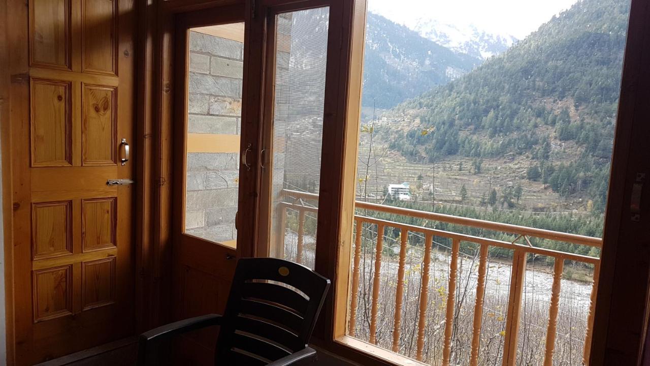 Sunface Homestay Манали Экстерьер фото