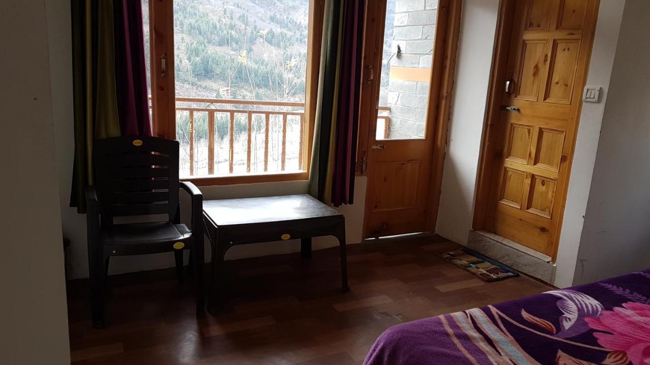 Sunface Homestay Манали Экстерьер фото