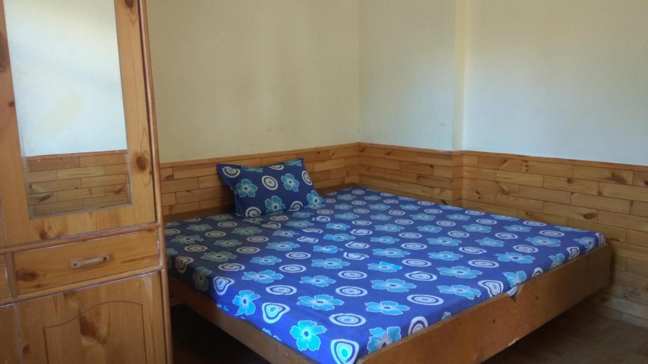 Sunface Homestay Манали Экстерьер фото