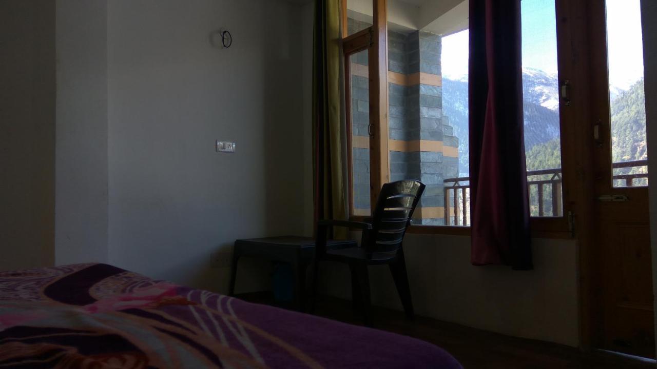 Sunface Homestay Манали Экстерьер фото