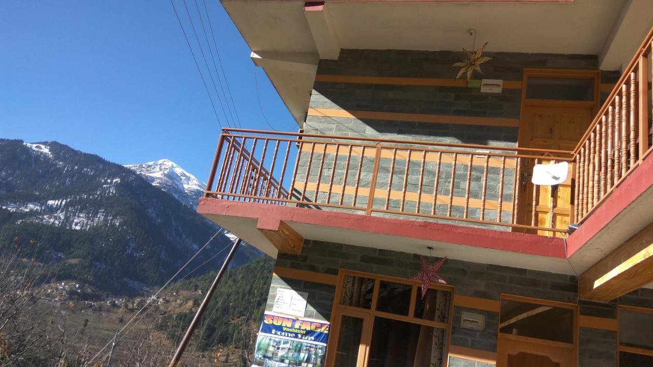 Sunface Homestay Манали Экстерьер фото